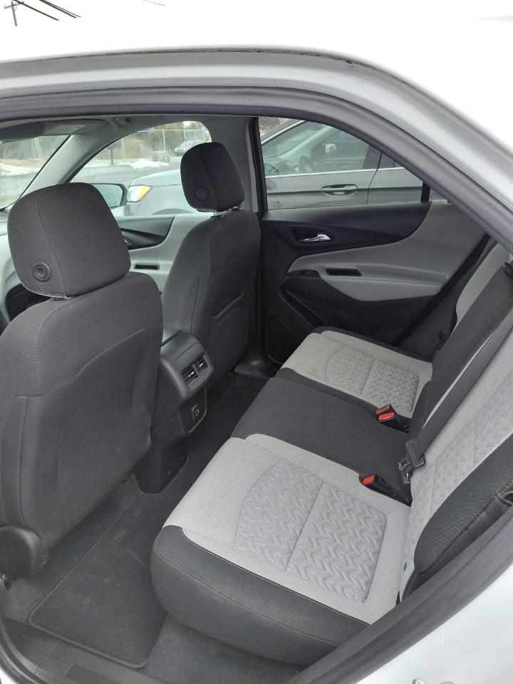 Chevrolet Equinox LS FWD 2022