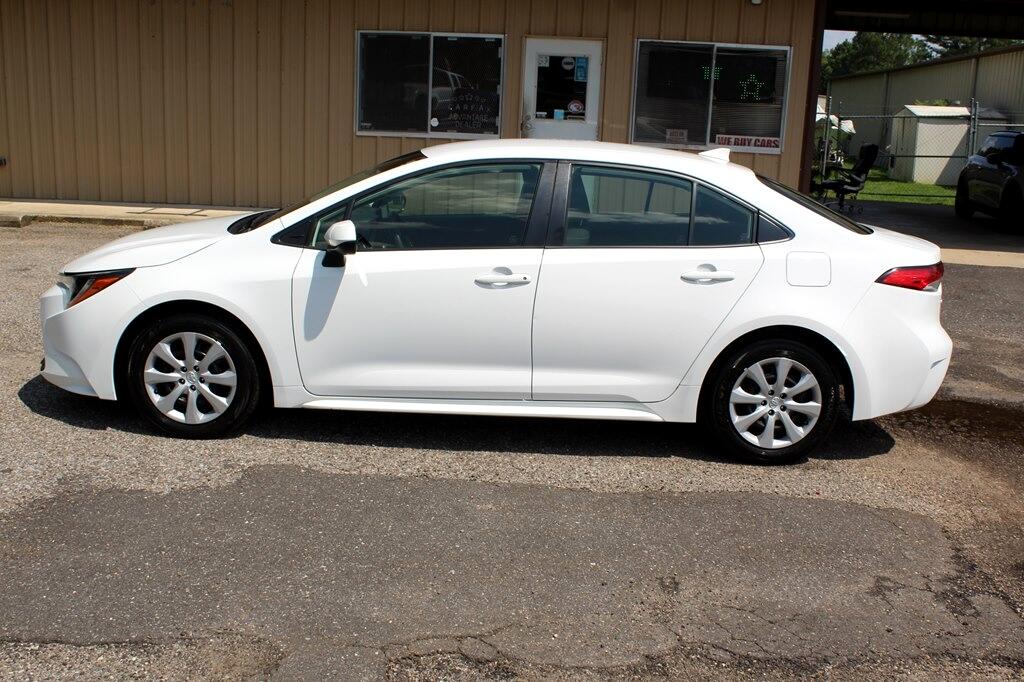 2023 Toyota Corolla LE photo 4
