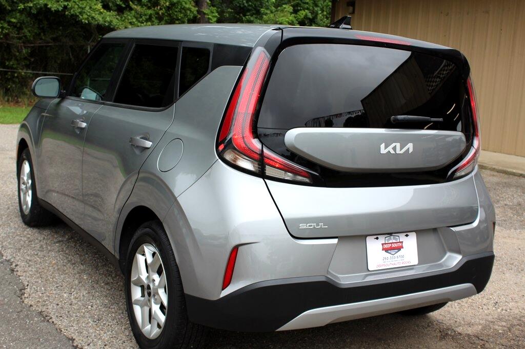 2024 Kia Soul LX photo 15