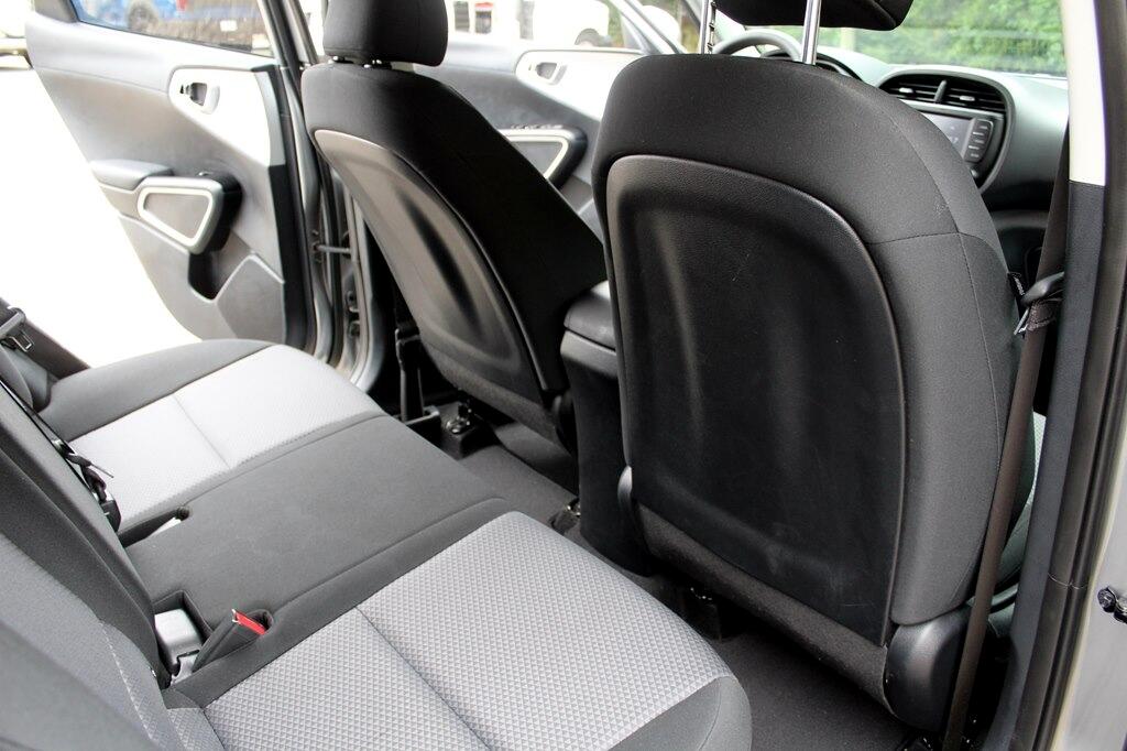 2024 Kia Soul LX photo 28