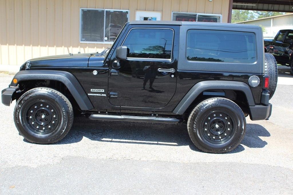 Jeep Wrangler 4WD 2dr Sport 2016