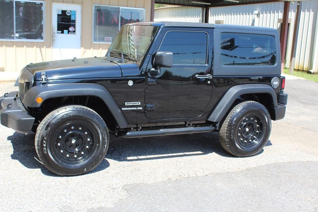 Jeep Wrangler 4WD 2dr Sport 2016