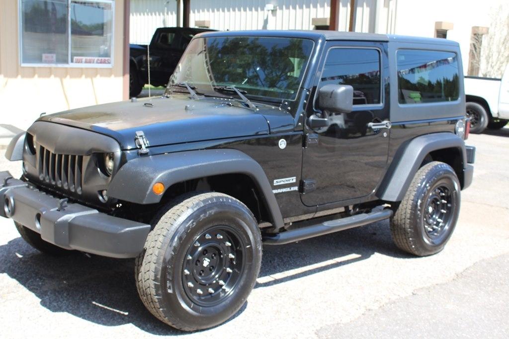 Jeep Wrangler 4WD 2dr Sport 2016