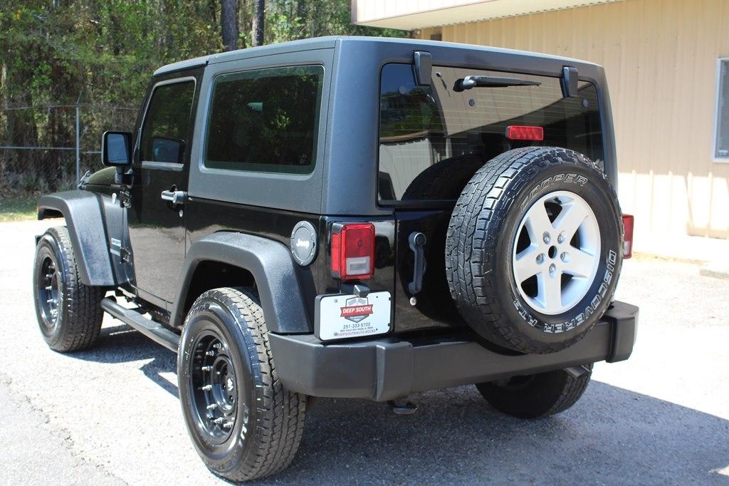 Jeep Wrangler 4WD 2dr Sport 2016