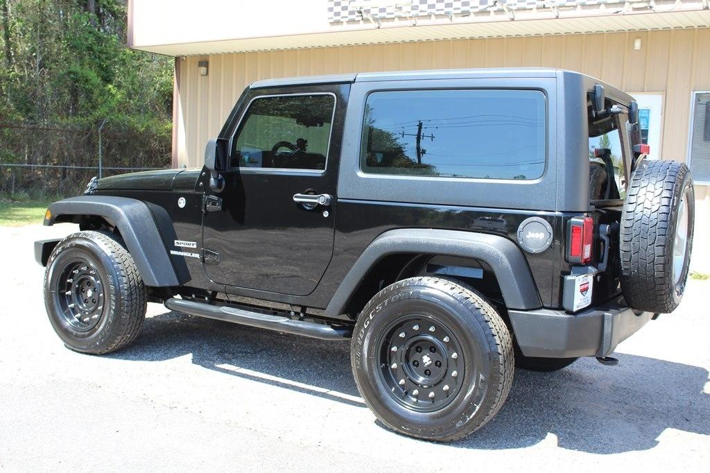 Jeep Wrangler 4WD 2dr Sport 2016