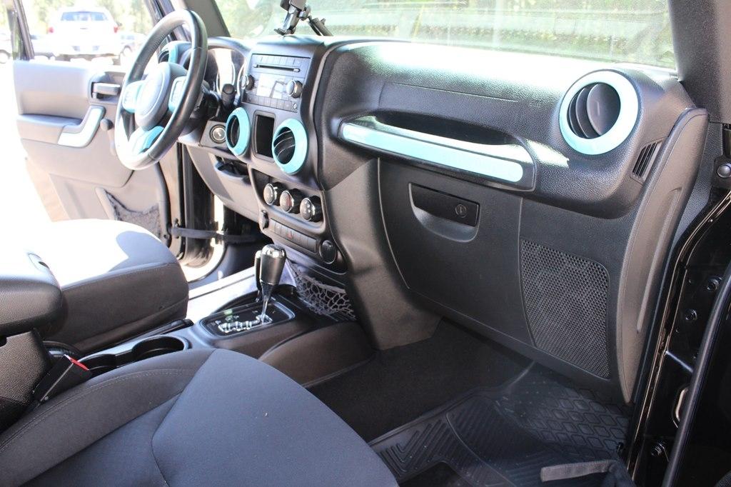 Jeep Wrangler 4WD 2dr Sport 2016