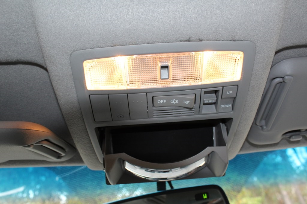 Toyota Highlander FWD 4dr L4 Base (Natl) 2011