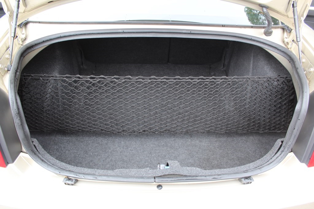 Dodge Charger 4dr Sdn SXT RWD 2009