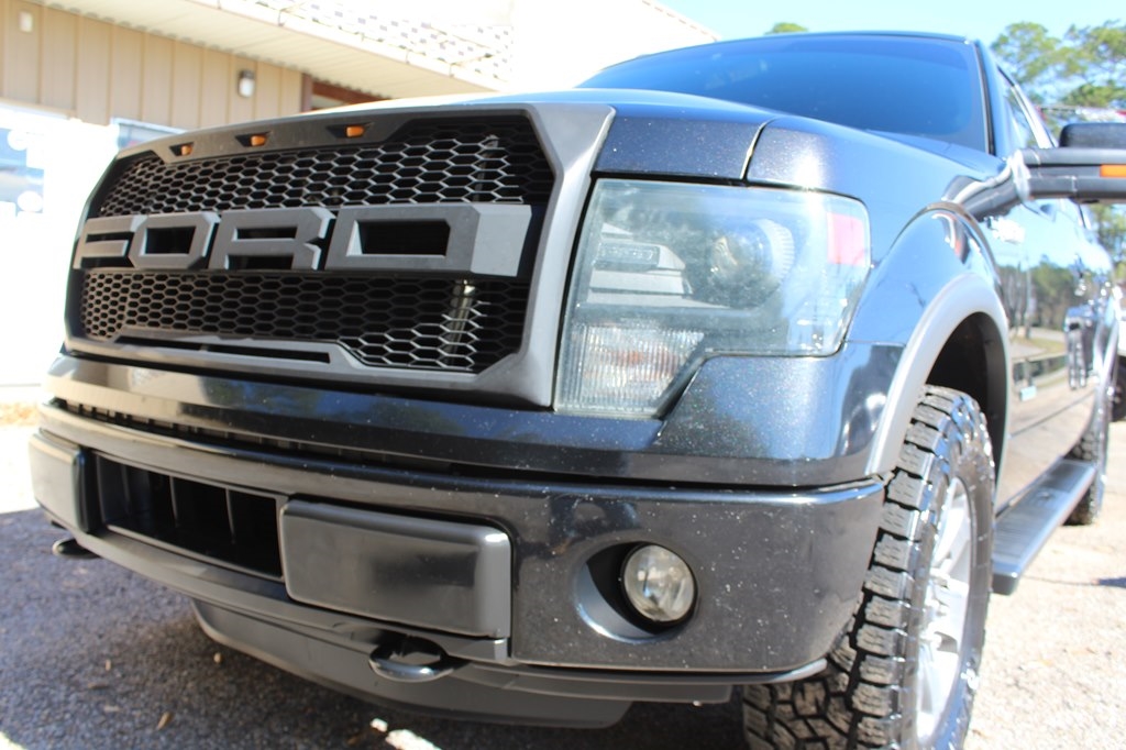 Ford F-150 4WD SuperCrew 145" King Ranch 2014