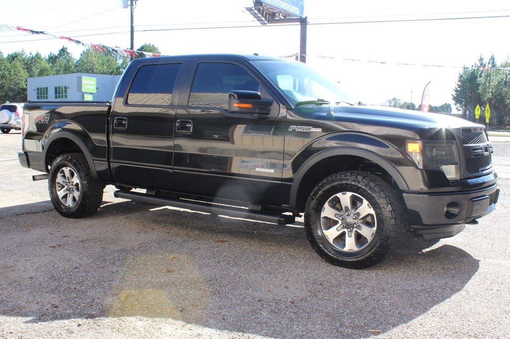 Ford F-150 4WD SuperCrew 145" King Ranch 2014