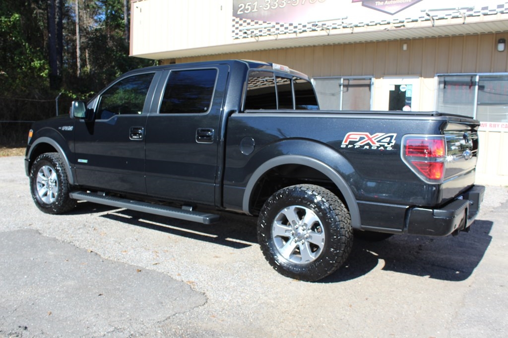 Ford F-150 4WD SuperCrew 145" King Ranch 2014