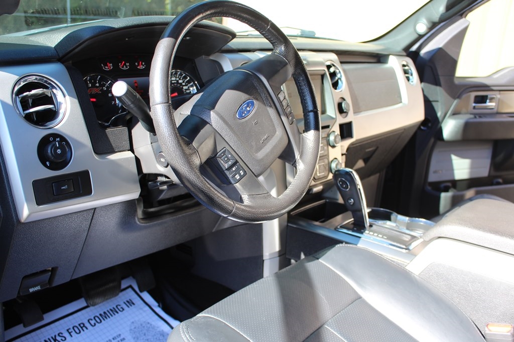 Ford F-150 4WD SuperCrew 145" King Ranch 2014