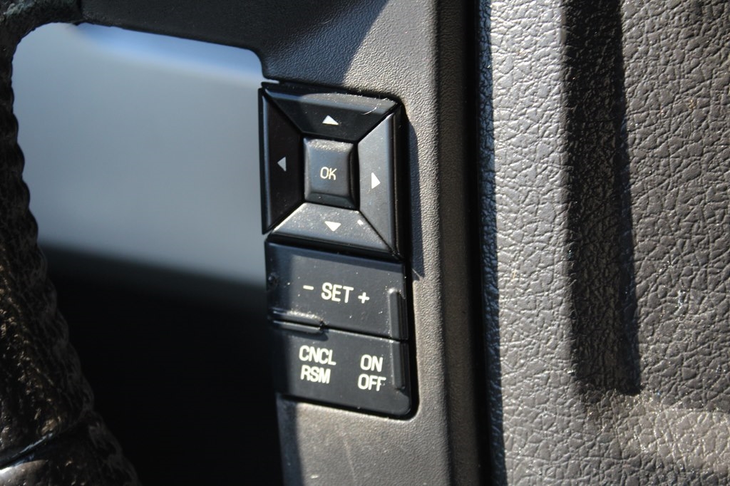 Ford F-150 4WD SuperCrew 145" King Ranch 2014