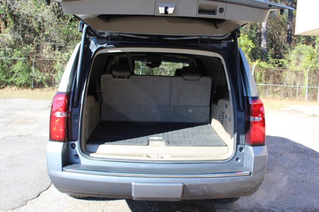 Chevrolet Suburban 2WD 4dr 1500 Premier 2018