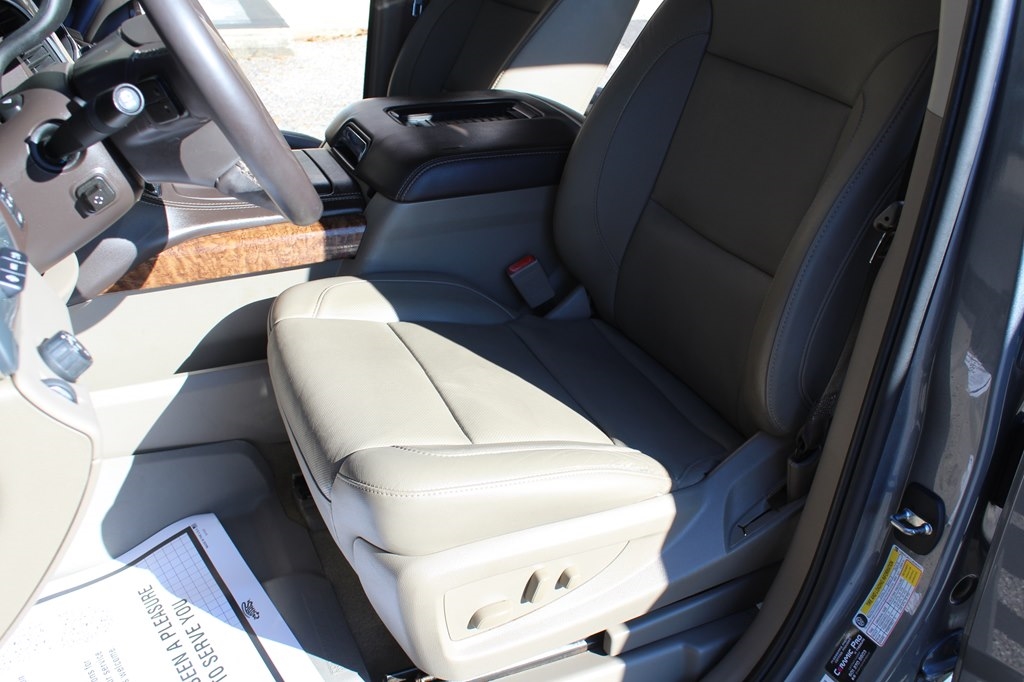 Chevrolet Suburban 2WD 4dr 1500 Premier 2018