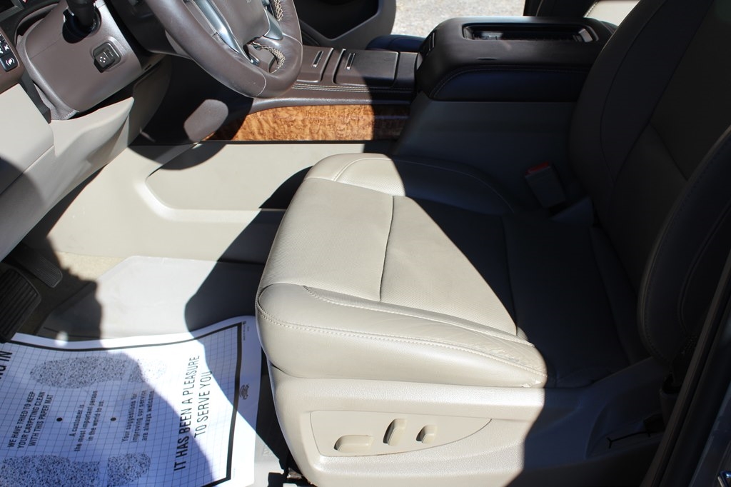 Chevrolet Suburban 2WD 4dr 1500 Premier 2018