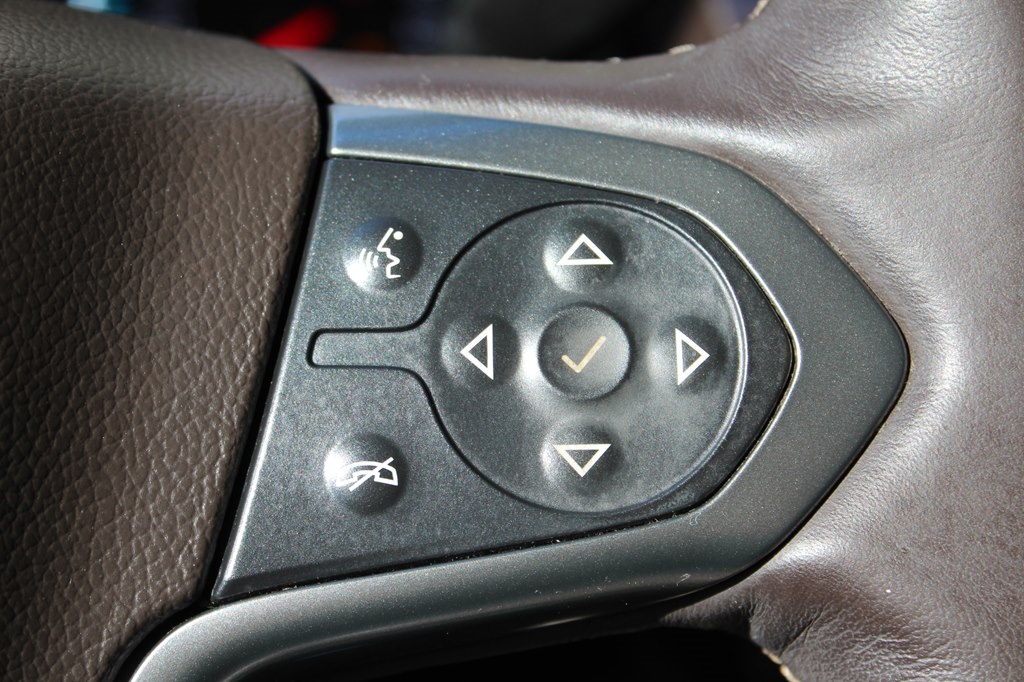 Chevrolet Suburban 2WD 4dr 1500 Premier 2018