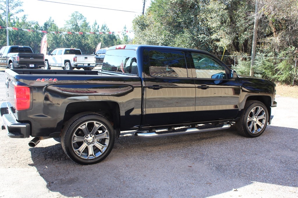 Chevrolet Silverado 1500 4WD Crew Cab 143.5" LT w/1LT 2015