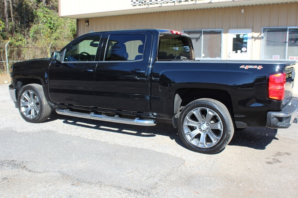 Chevrolet Silverado 1500 4WD Crew Cab 143.5" LT w/1LT 2015