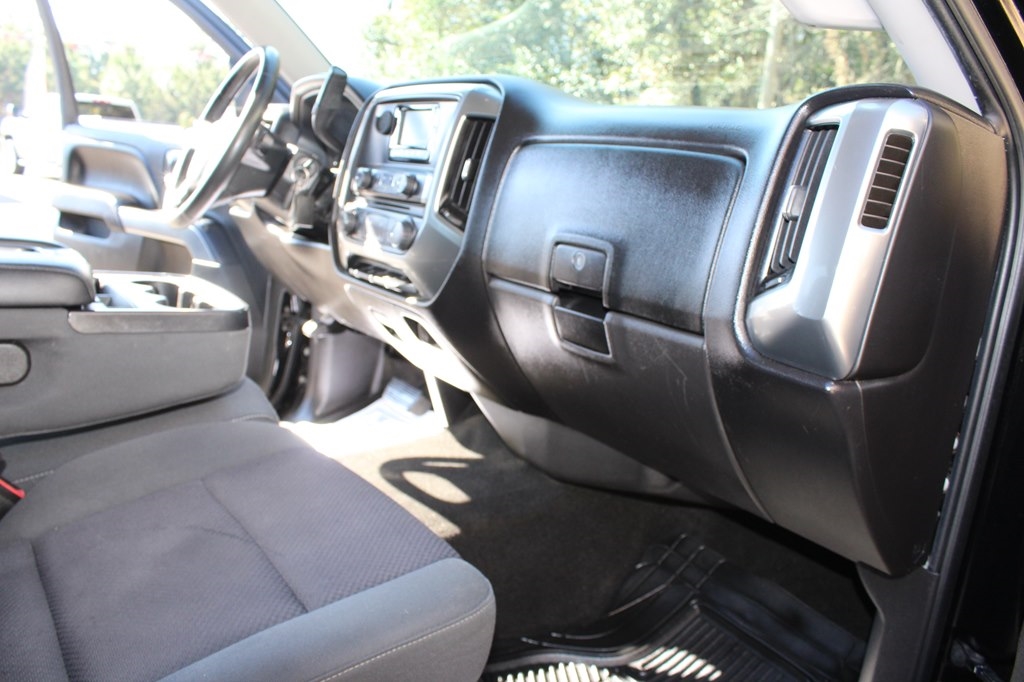 Chevrolet Silverado 1500 4WD Crew Cab 143.5" LT w/1LT 2015