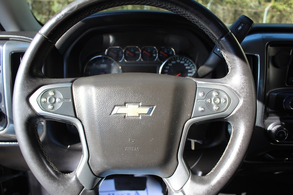 Chevrolet Silverado 1500 4WD Crew Cab 143.5" LT w/1LT 2015