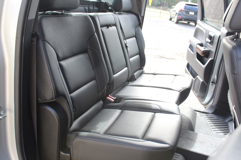 GMC Sierra 1500 4WD Crew Cab 143.5" SLT 2017