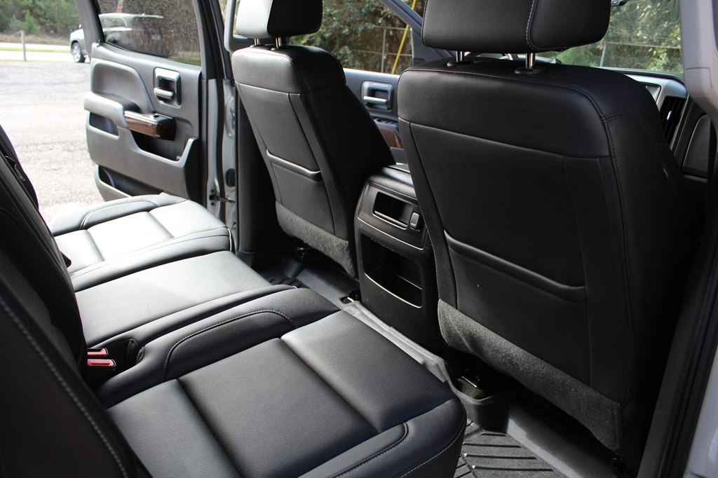 GMC Sierra 1500 4WD Crew Cab 143.5" SLT 2017