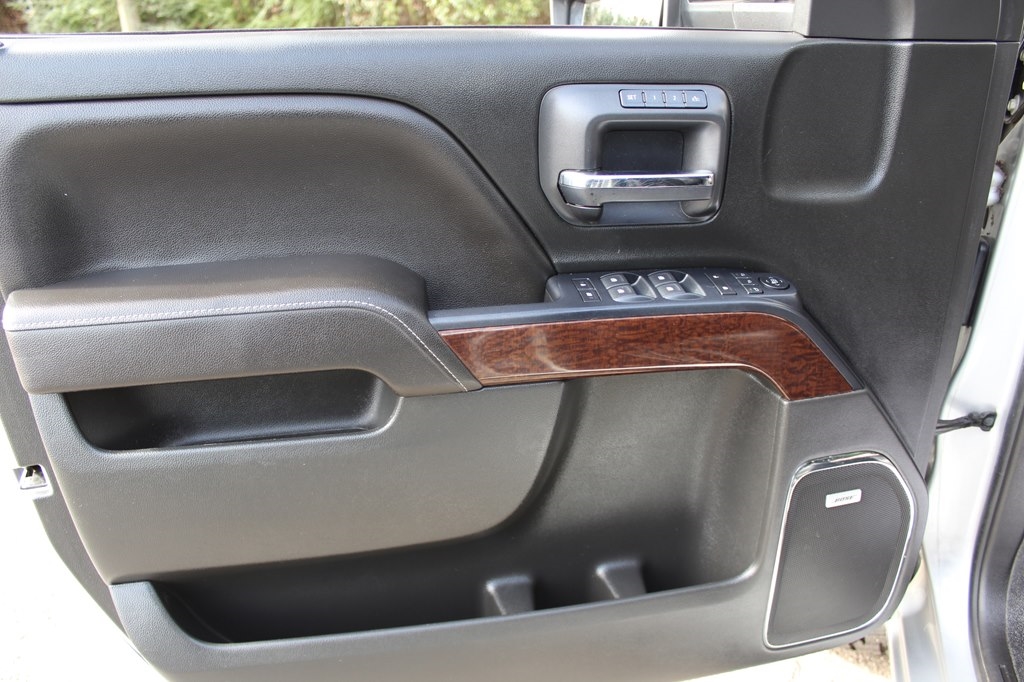 GMC Sierra 1500 4WD Crew Cab 143.5" SLT 2017