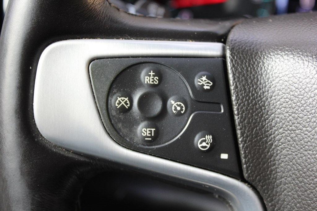 GMC Sierra 1500 4WD Crew Cab 143.5" SLT 2017