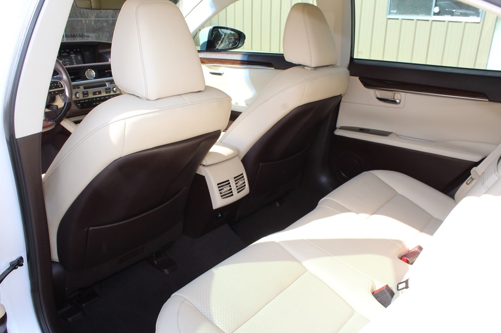 Lexus ES ES 350 FWD 2017