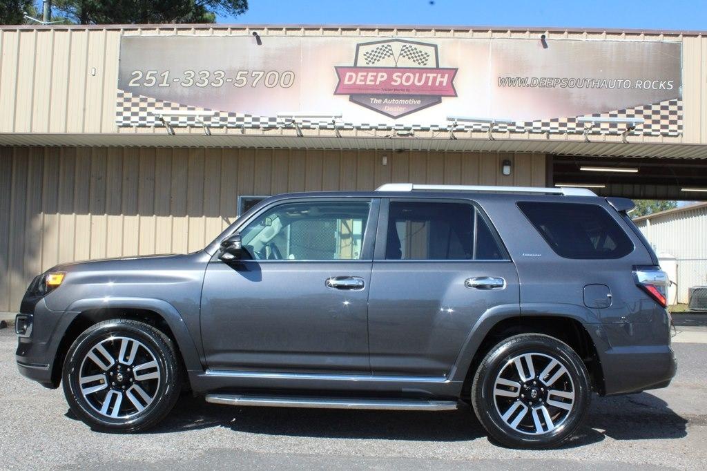 2016 Toyota 4Runner RWD 4dr V6 SR5 (Natl)
