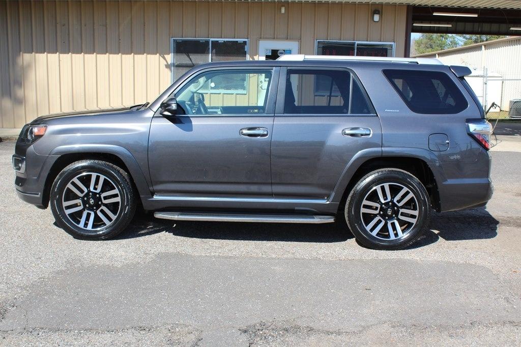 Toyota 4Runner RWD 4dr V6 SR5 Premium (Natl) 2016