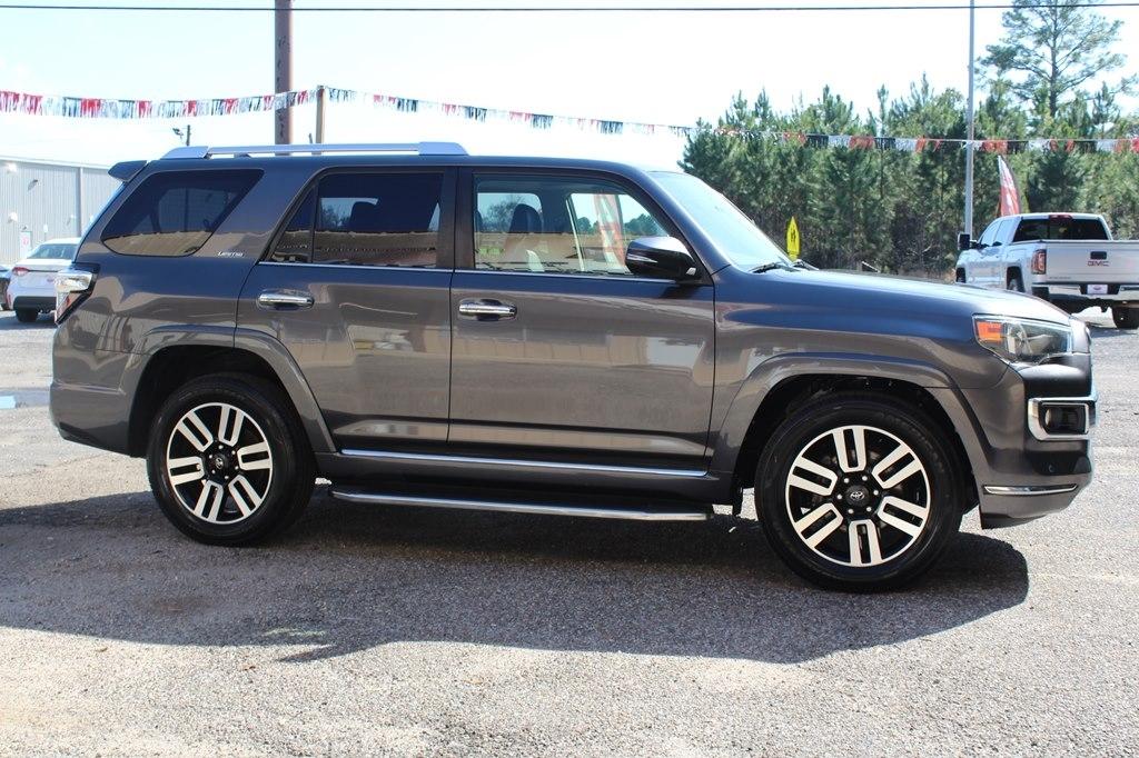 Toyota 4Runner RWD 4dr V6 SR5 Premium (Natl) 2016