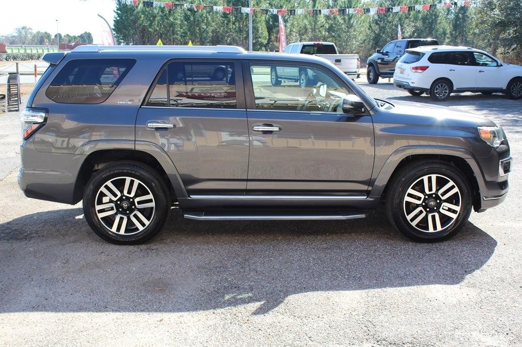 Toyota 4Runner RWD 4dr V6 SR5 Premium (Natl) 2016