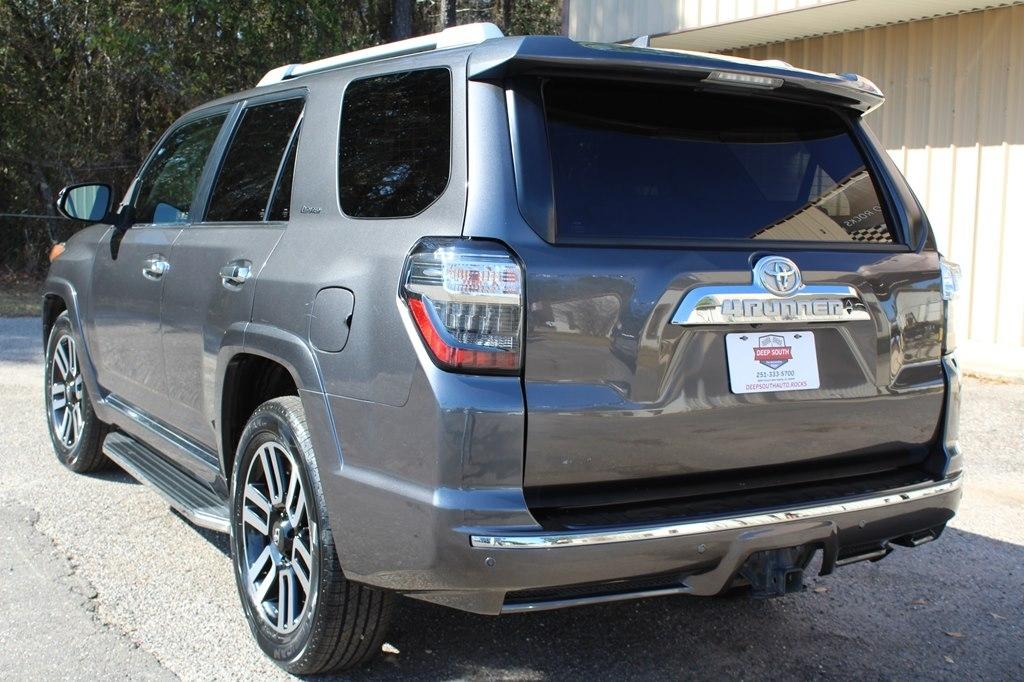 Toyota 4Runner RWD 4dr V6 SR5 Premium (Natl) 2016