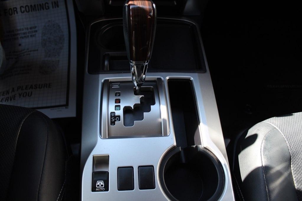 Toyota 4Runner RWD 4dr V6 SR5 Premium (Natl) 2016