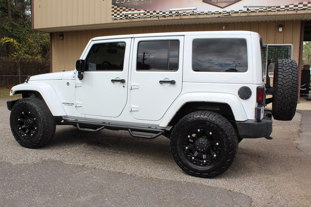 Jeep Wrangler Unlimited 4WD 4dr Altitude 2014