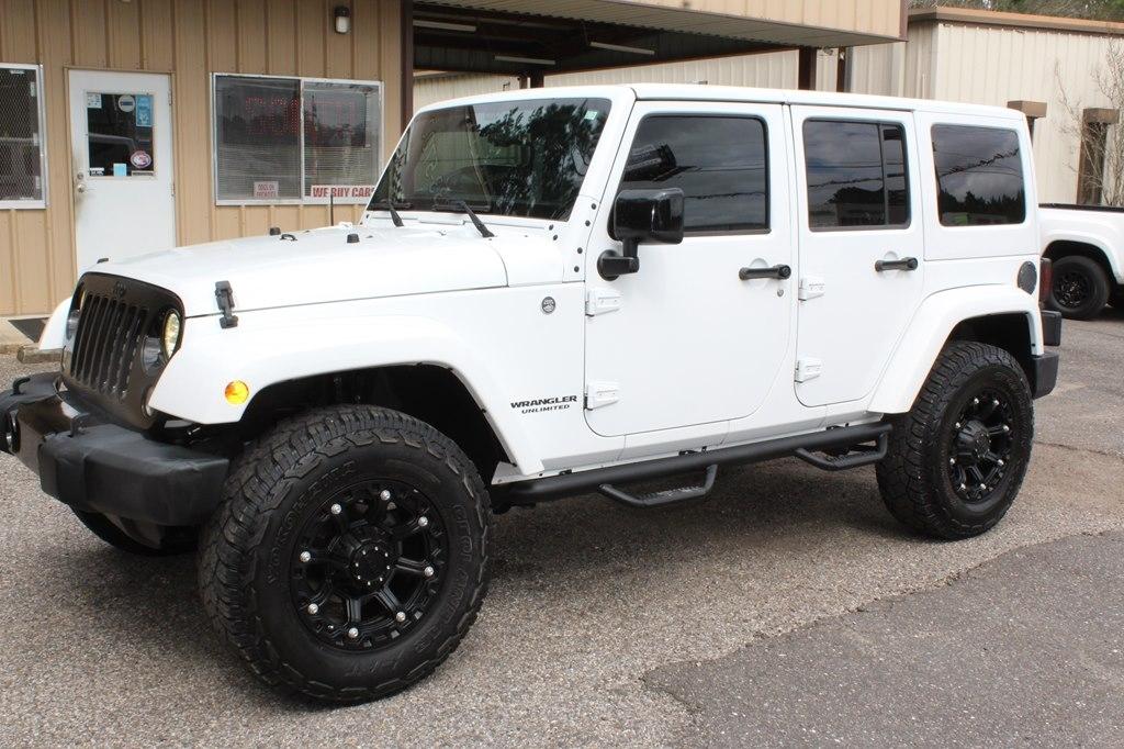 Jeep Wrangler Unlimited 4WD 4dr Altitude 2014
