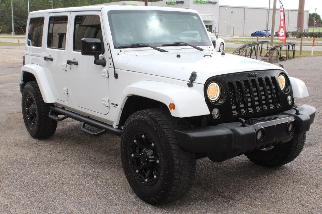Jeep Wrangler Unlimited 4WD 4dr Altitude 2014