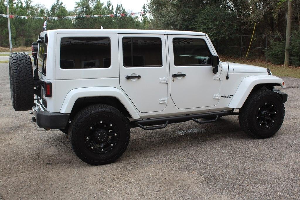 Jeep Wrangler Unlimited 4WD 4dr Altitude 2014