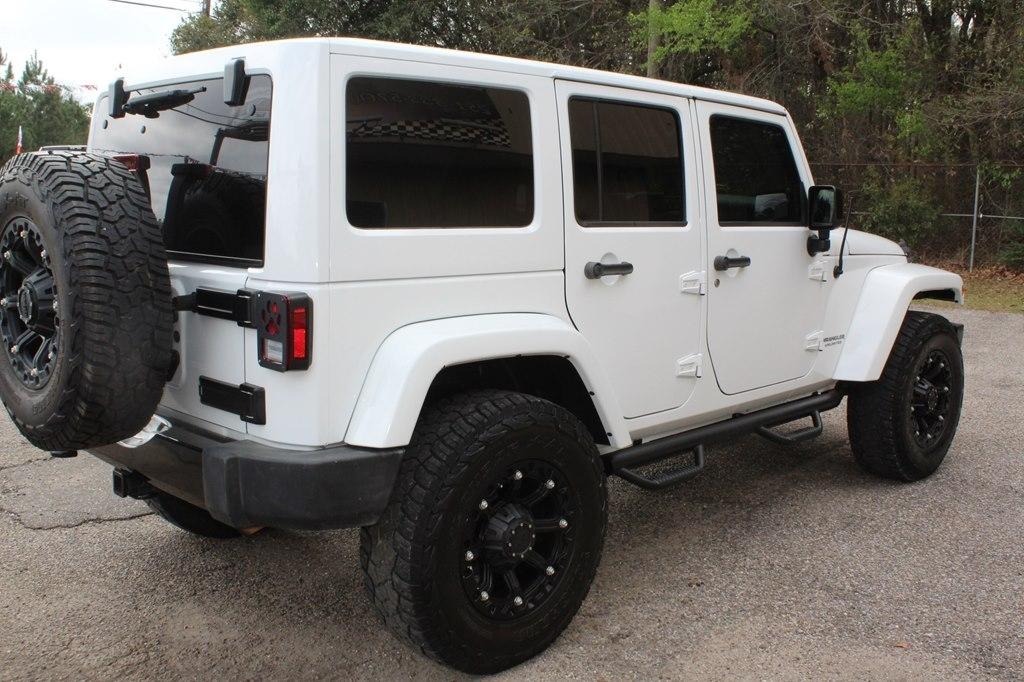 Jeep Wrangler Unlimited 4WD 4dr Altitude 2014