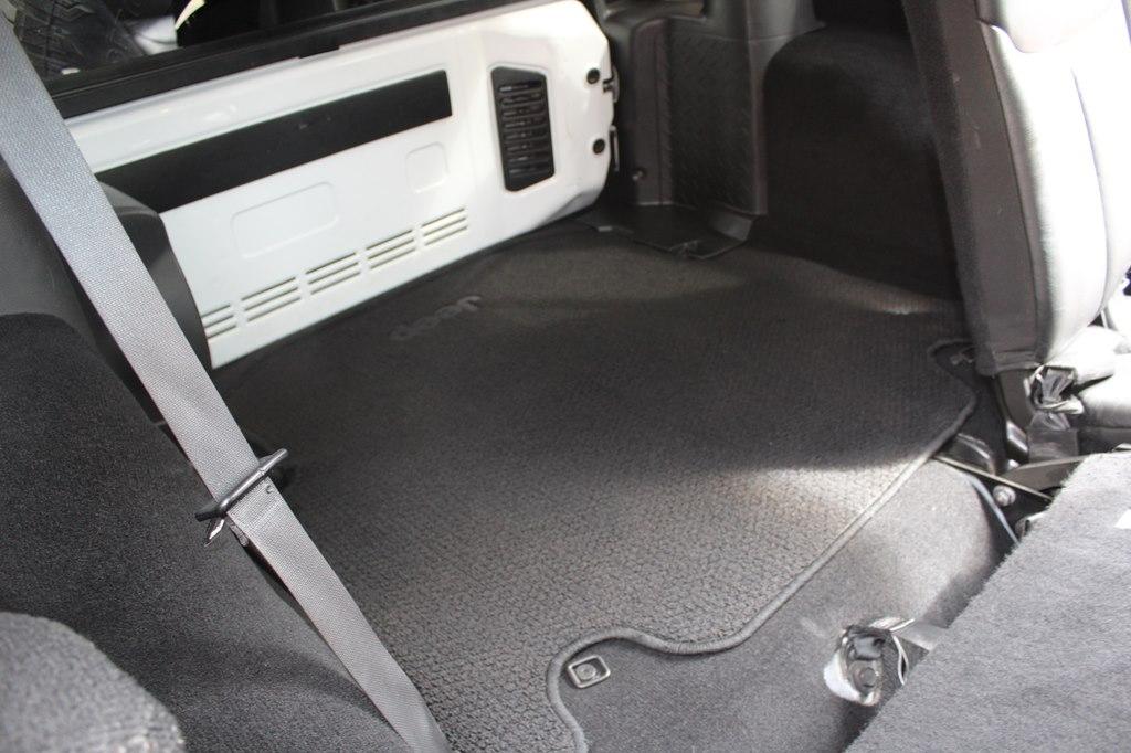 Jeep Wrangler Unlimited 4WD 4dr Altitude 2014