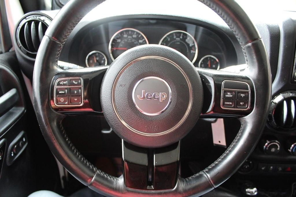 Jeep Wrangler Unlimited 4WD 4dr Altitude 2014