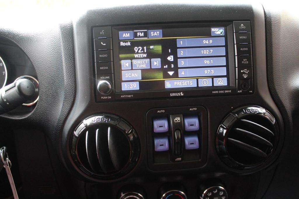 Jeep Wrangler Unlimited 4WD 4dr Altitude 2014