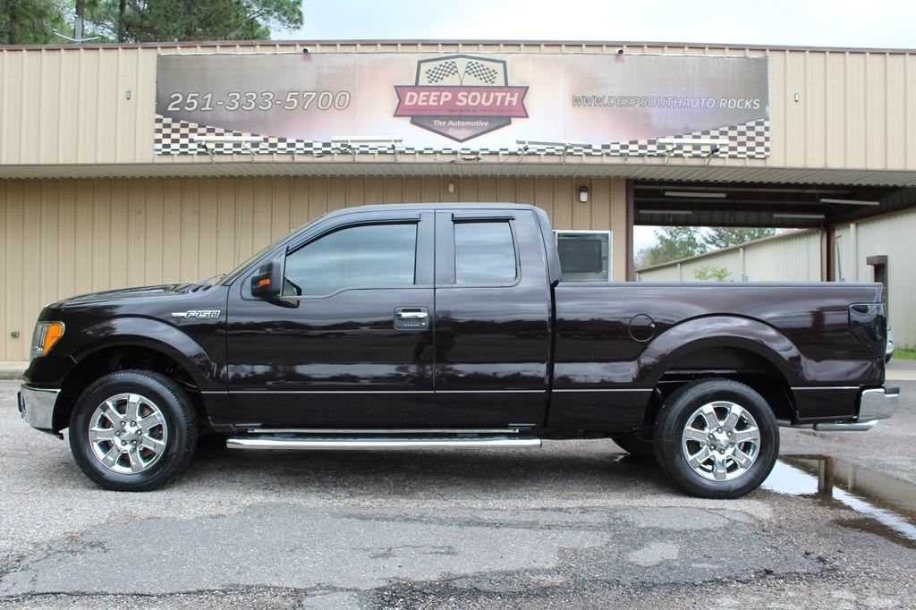 2013 Ford F-150 2WD SuperCab 145" XL