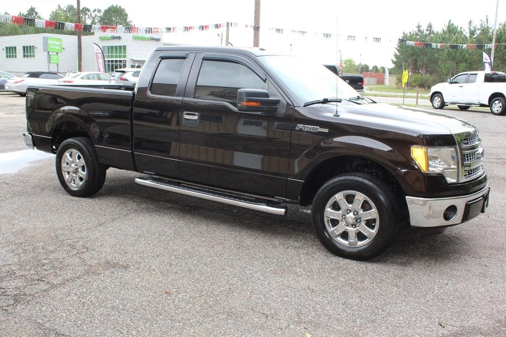 Ford F-150 2WD SuperCab 145" Lariat 2013