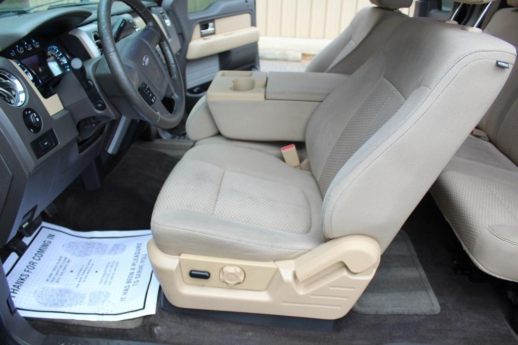 Ford F-150 2WD SuperCab 145" Lariat 2013