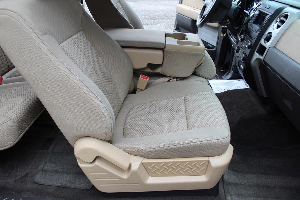 Ford F-150 2WD SuperCab 145" Lariat 2013