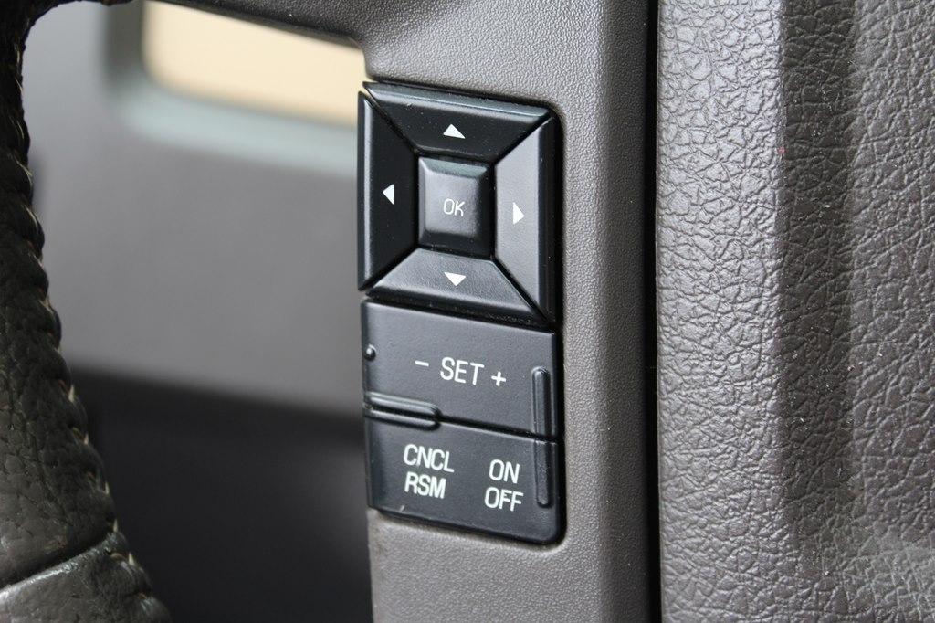 Ford F-150 2WD SuperCab 145" Lariat 2013