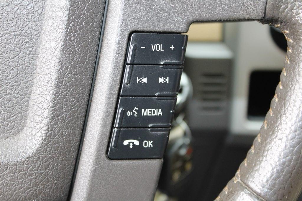 Ford F-150 2WD SuperCab 145" Lariat 2013